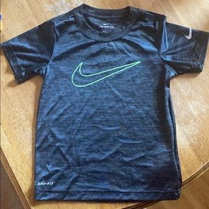 Nike dri-fit T-shirt
